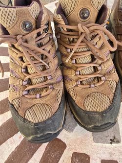 Merrell Moab Ventilator Mid Outdoor Lace Up Hiking Boots Womens