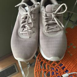 Shoes Women Nike Size 9.5 Like New
