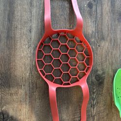 Brand New Red & Green Silicone Collapsible Steamer Baskets