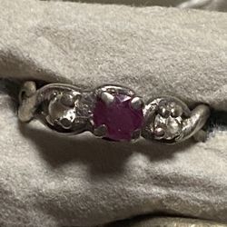 STERLING 925 AND RUBY STONE RING