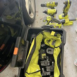 Full Set Plus Batteries Charger And Container 