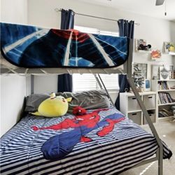 Gray Metal Twin/Full Bunkbed