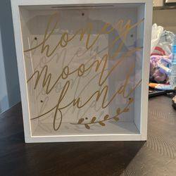 Honey Moon Funds Box