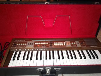 Vintage Casio Casiotone 405! W/hardshell case for Sale in Houston, TX -  OfferUp