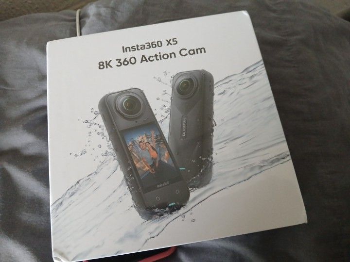 Insta 360X5 8K Cam