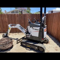 Bobcat E10  $19000.00