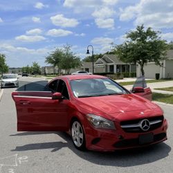Mercedez Benz 2017 Cla250 4matic 