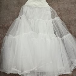 XS White Petticoat (Ballgown Silhouette Slip)