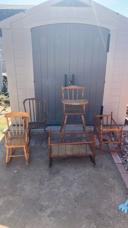 Doll / children’s furniture