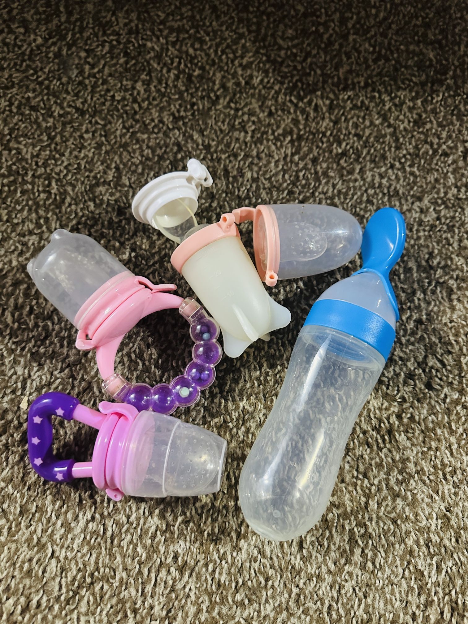 Baby Fruit And Food Feeders Set