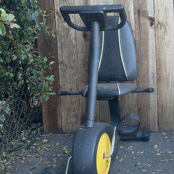 Gold Gym Stationary Bike