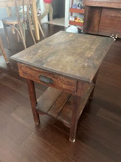 Primitive Little Table with Drawer and lower shelf