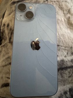 iPhone 14 back cracked but all works no lags