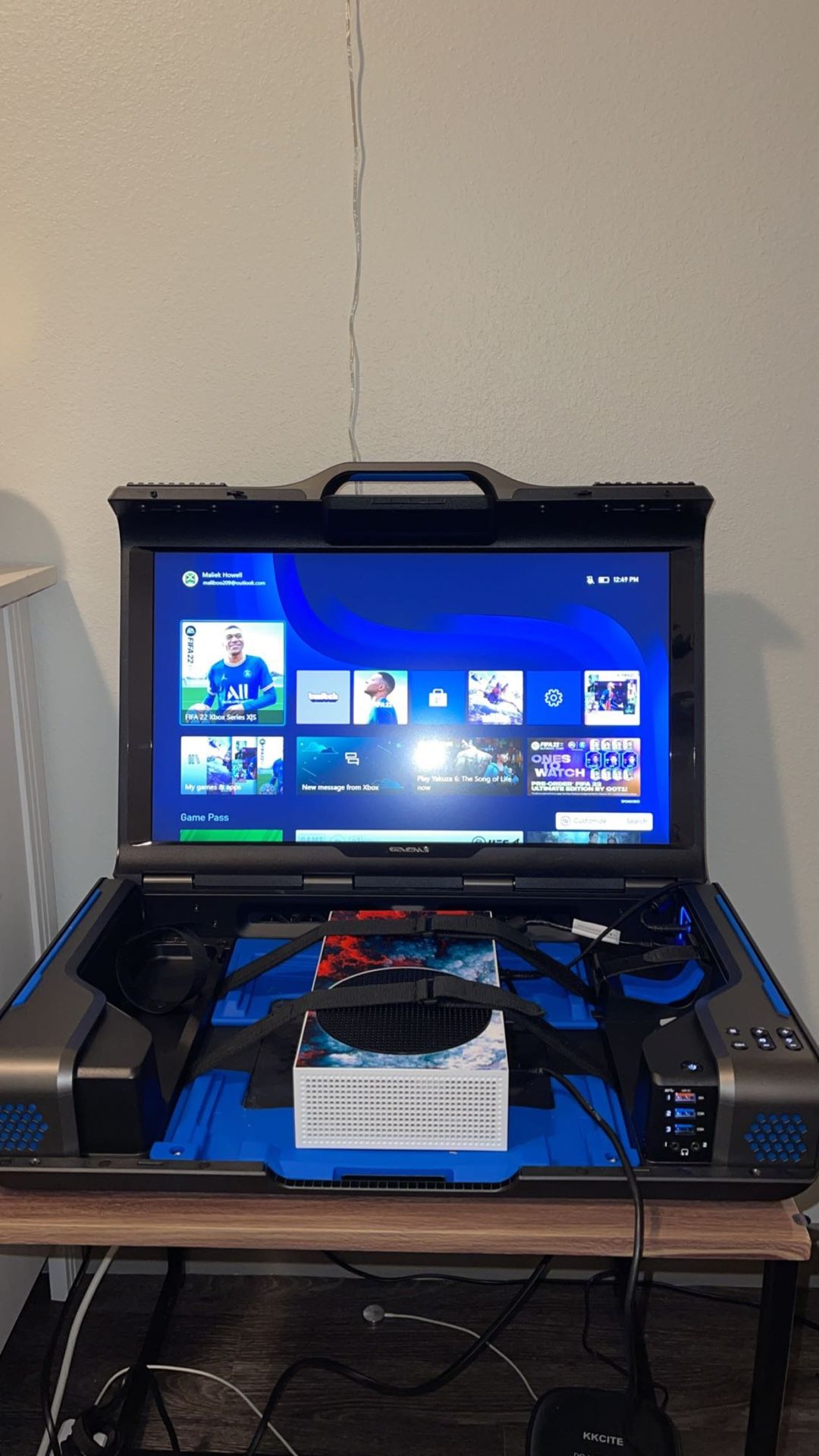 Portable Gaming TV