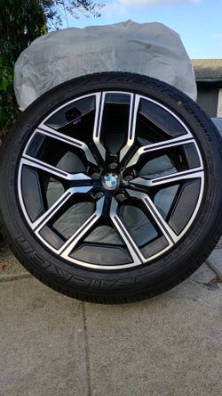 20" Inch BMW M SPORT Rims With brand New Tires