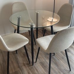 Table with 4 Chairs 