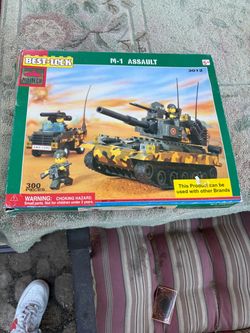 Best-Lock M-1 Assault Tank Building Set 300 Pieces