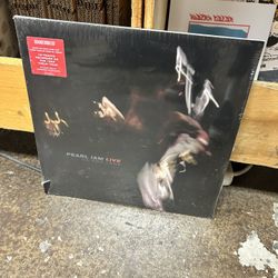 Pearl Jam “Live On Two Legs” 2 X LP 