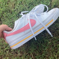 Nike Shoes 