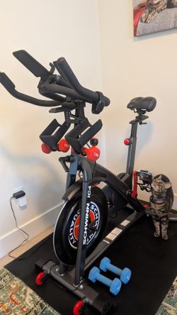 Schwinn IC4 Exercise Bike