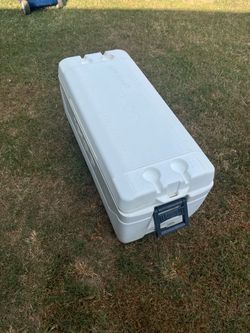 Igloo Cooler