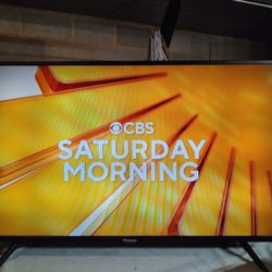 HISENSE 40" ROKU SMART HD TV WITH VOICE CAPABILITIES 