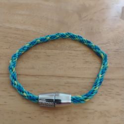 Cool Maker Kumi Cools 2 Blue Colors' & Yellow Multi Colored Bracelet 