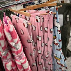Hello Kitty Blanket
