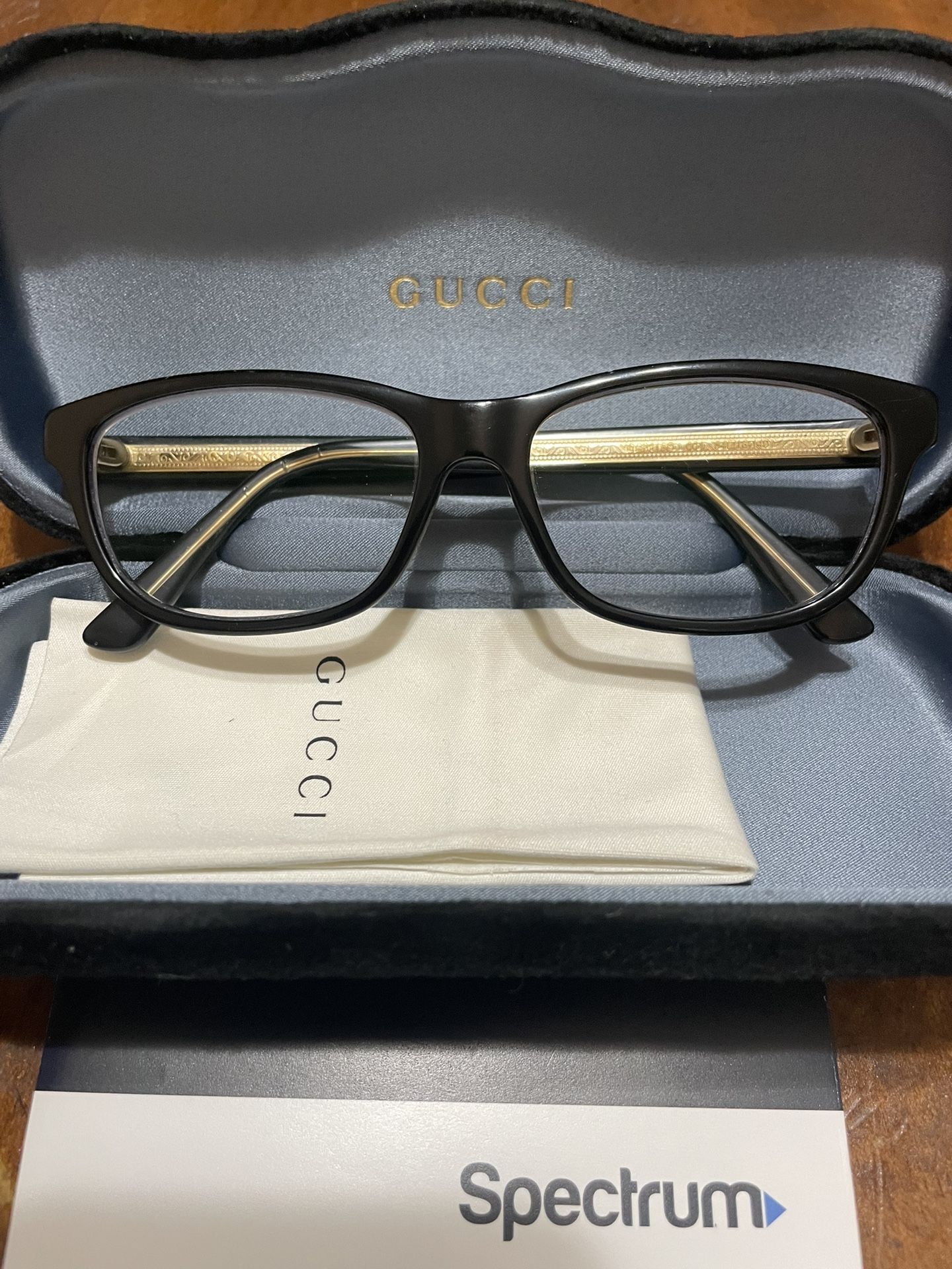 Women’s Gucci Glasses Sell 120$
