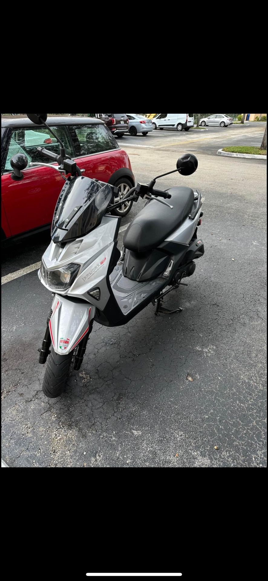 150cc kei scooter, new condition, works perfect, great for going to work, economical and runs very well 