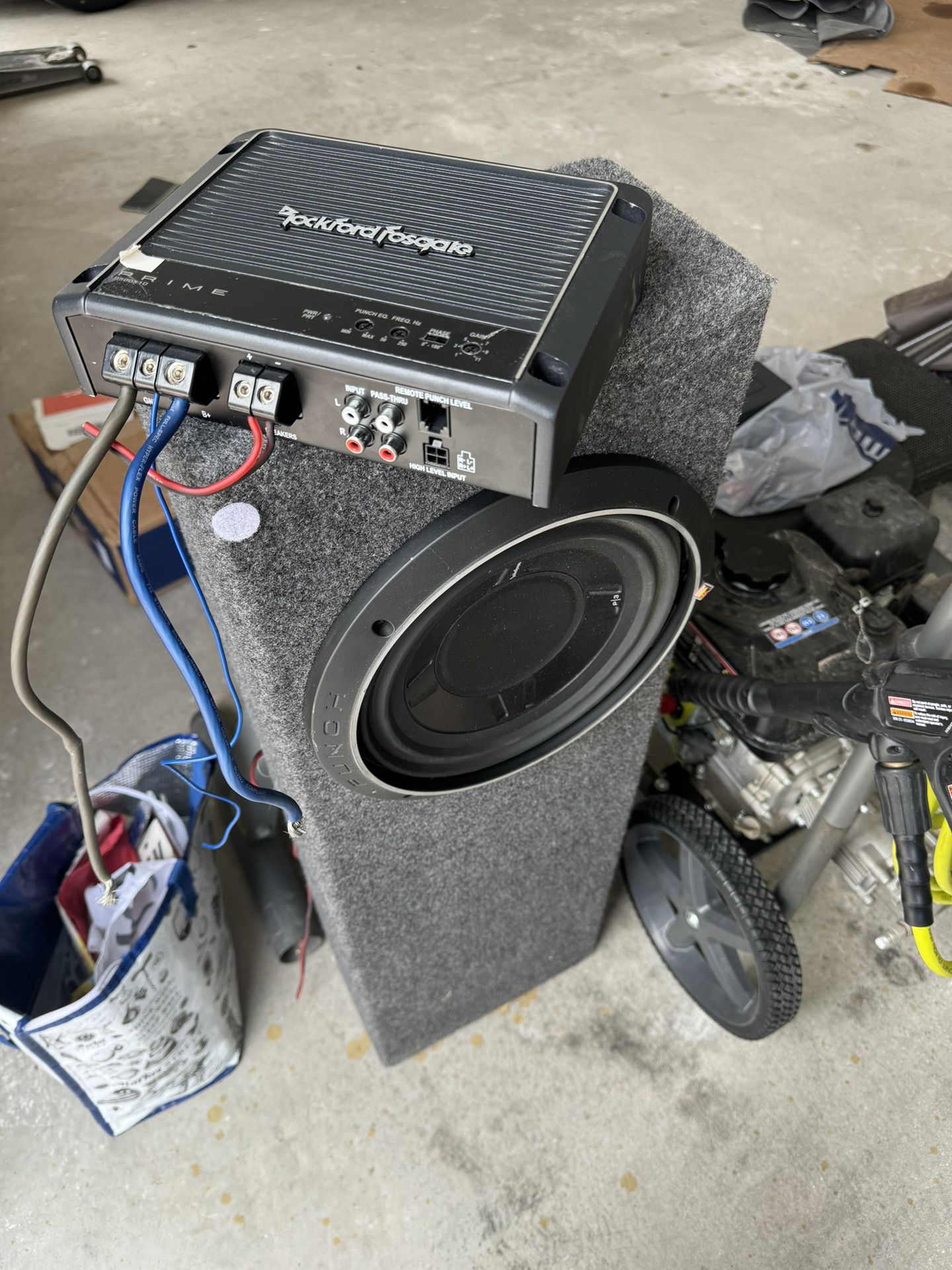 Rockford Fosgate 500 Watt Mono Amp & Custom Ported Enclosure With P3 10” Subs