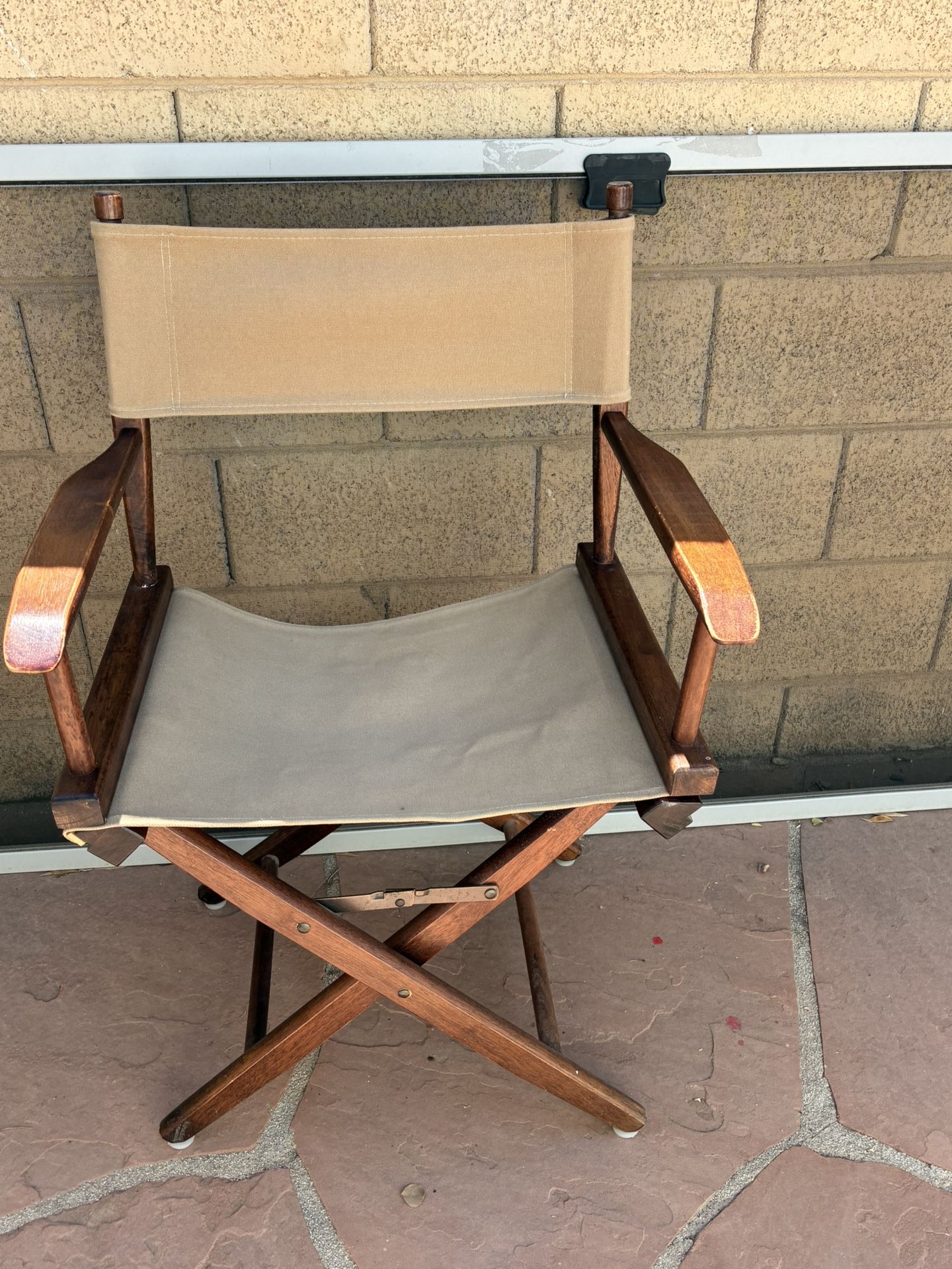 $10——Wooden Directors Chair