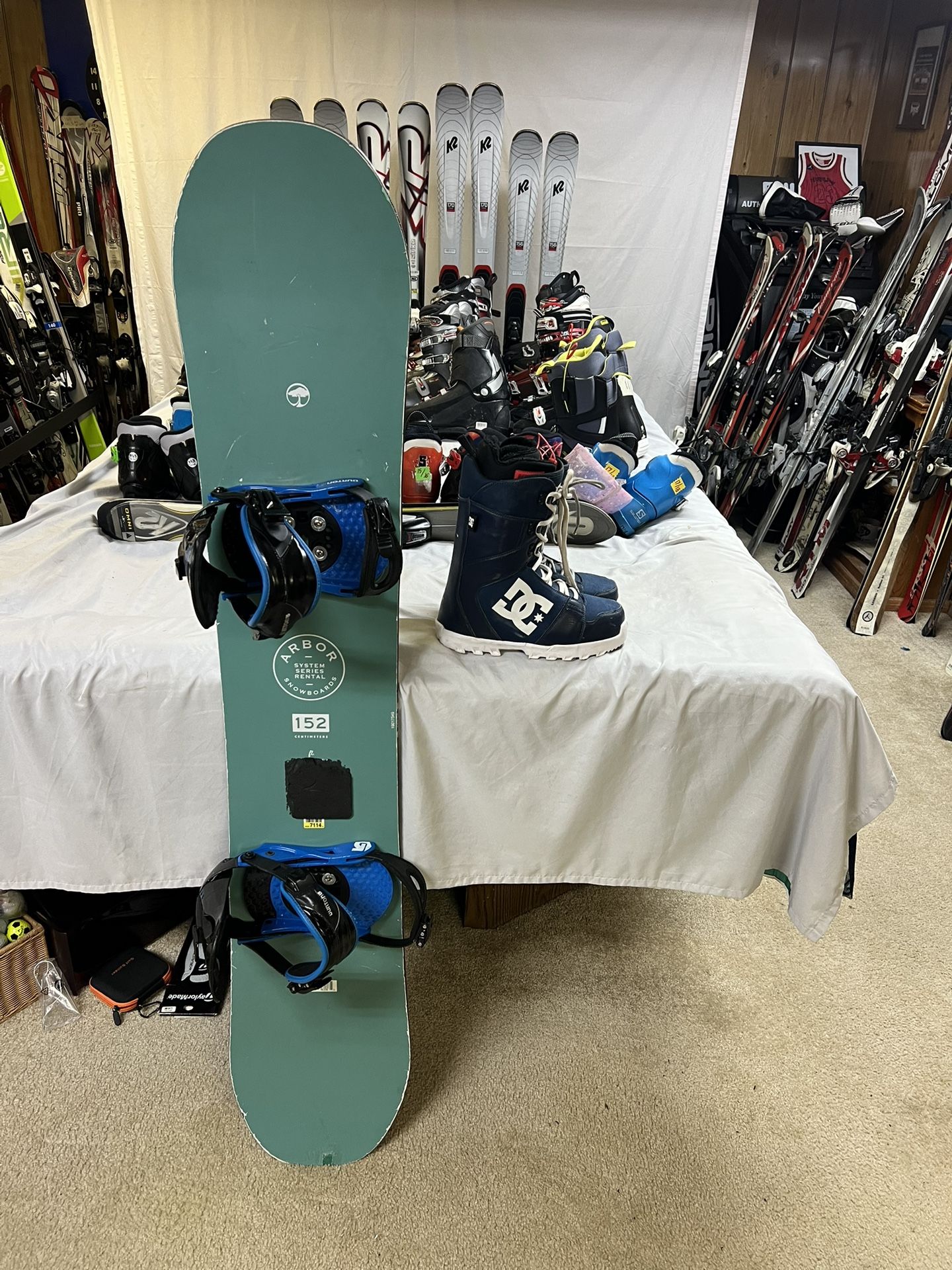 Arbor Snowboard Package With Boots And Bindings