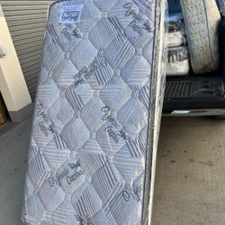 Twin Size Mattress Pillow Top