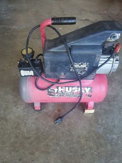 HUSKY 3 GALLON AIR COMPRESSOR