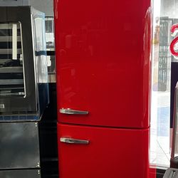 Smeg Bottom Mount 28” Wide Refrigerator Red 