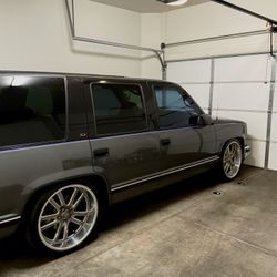 Yukon Barn Doors Obs GMC Chevrolet