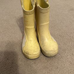 Rain boots 