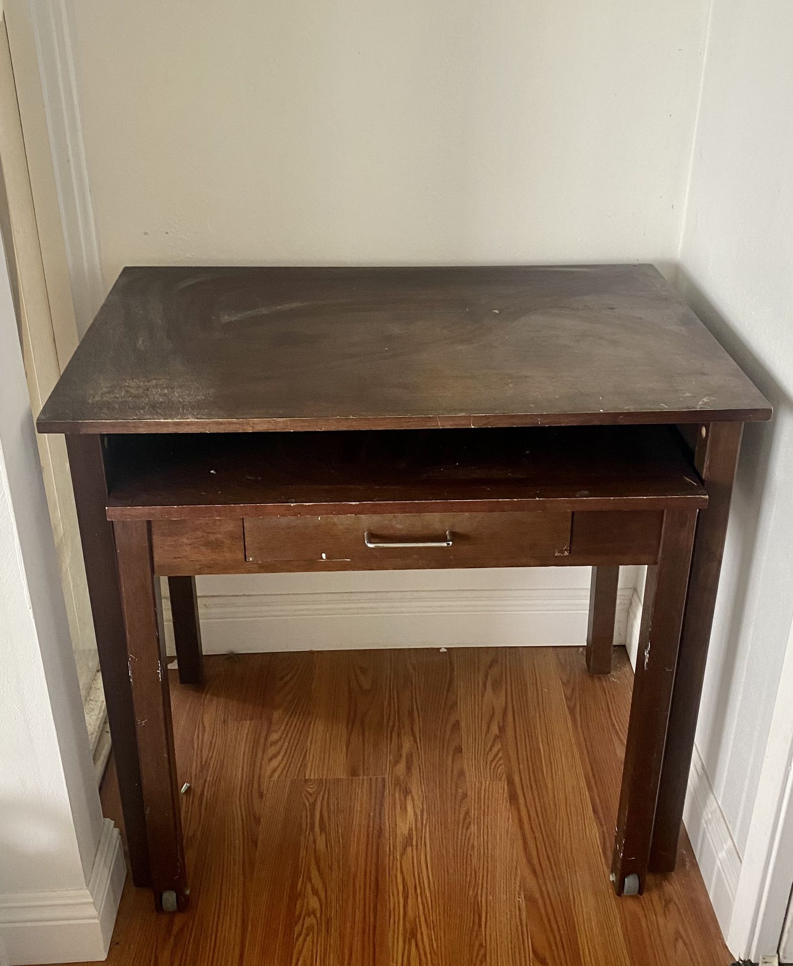Desk, With Side Out Desk Underneath