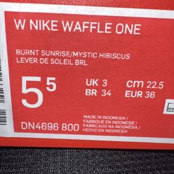 Women’s Nike Waffle One 