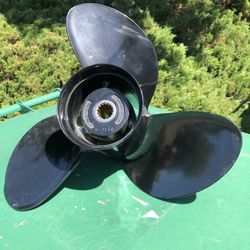 Michigan Wheel OMC Aluminum Prop 15 1/2 X 15