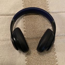 Beats headphones studio pros