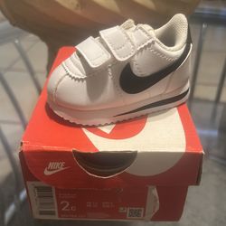 Baby shoes