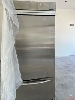 KitchenAid Stainless Steel Bottom Freezer Refrigerator