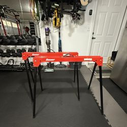 BAUER 29 in. Steel Folding Sawhorse (New)