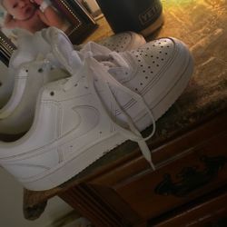 Nikes Size 6