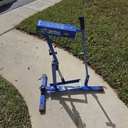 Louisville Slugger Blue Flame Ultimate Pitching Machine 