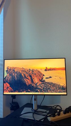Dell UltraSharp U2424HE 24" Class Full HD LED Monitor - 16:9 - Black