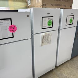Ge 30 Inch Refrigerators Brand New