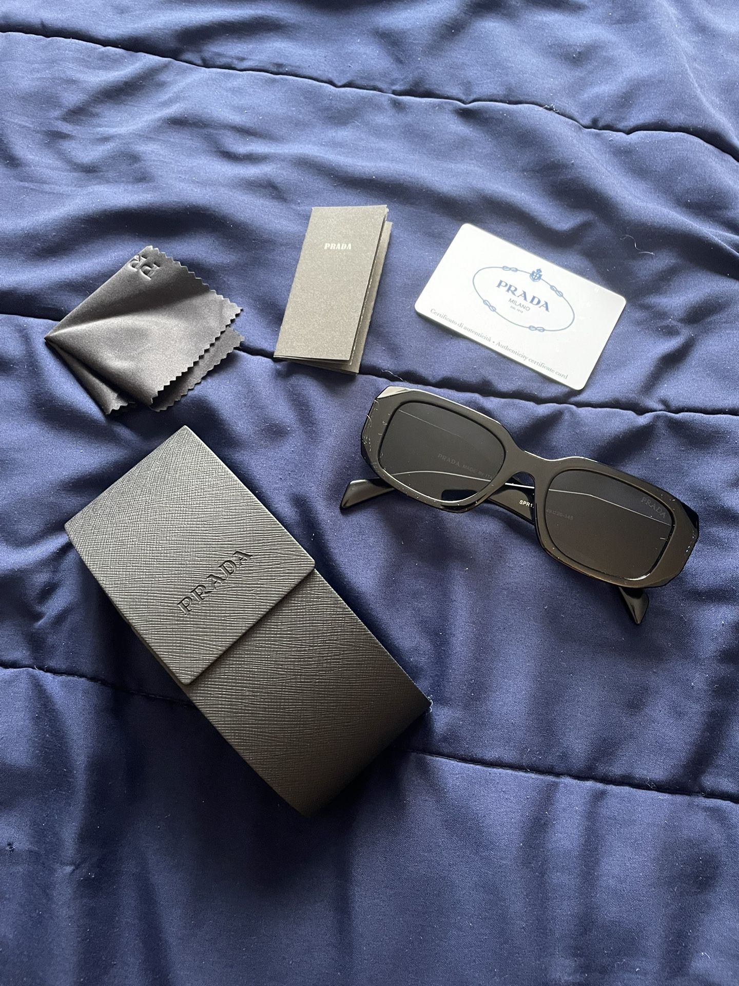 Pr4da Unisex Sunglasses